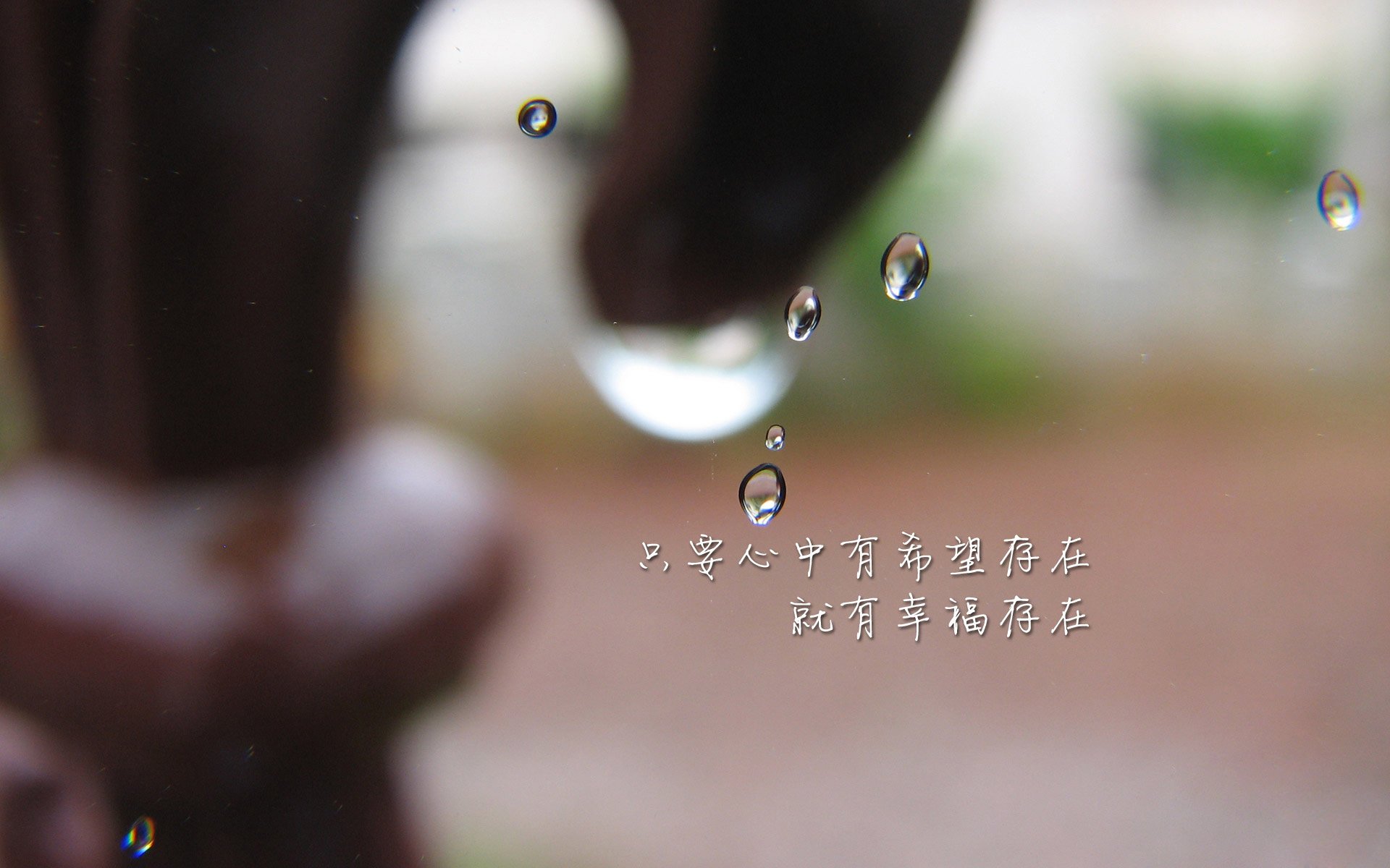 西甲裁判吹罚尺度演变对比赛节奏的微观影响，足球裁判吹哨视频