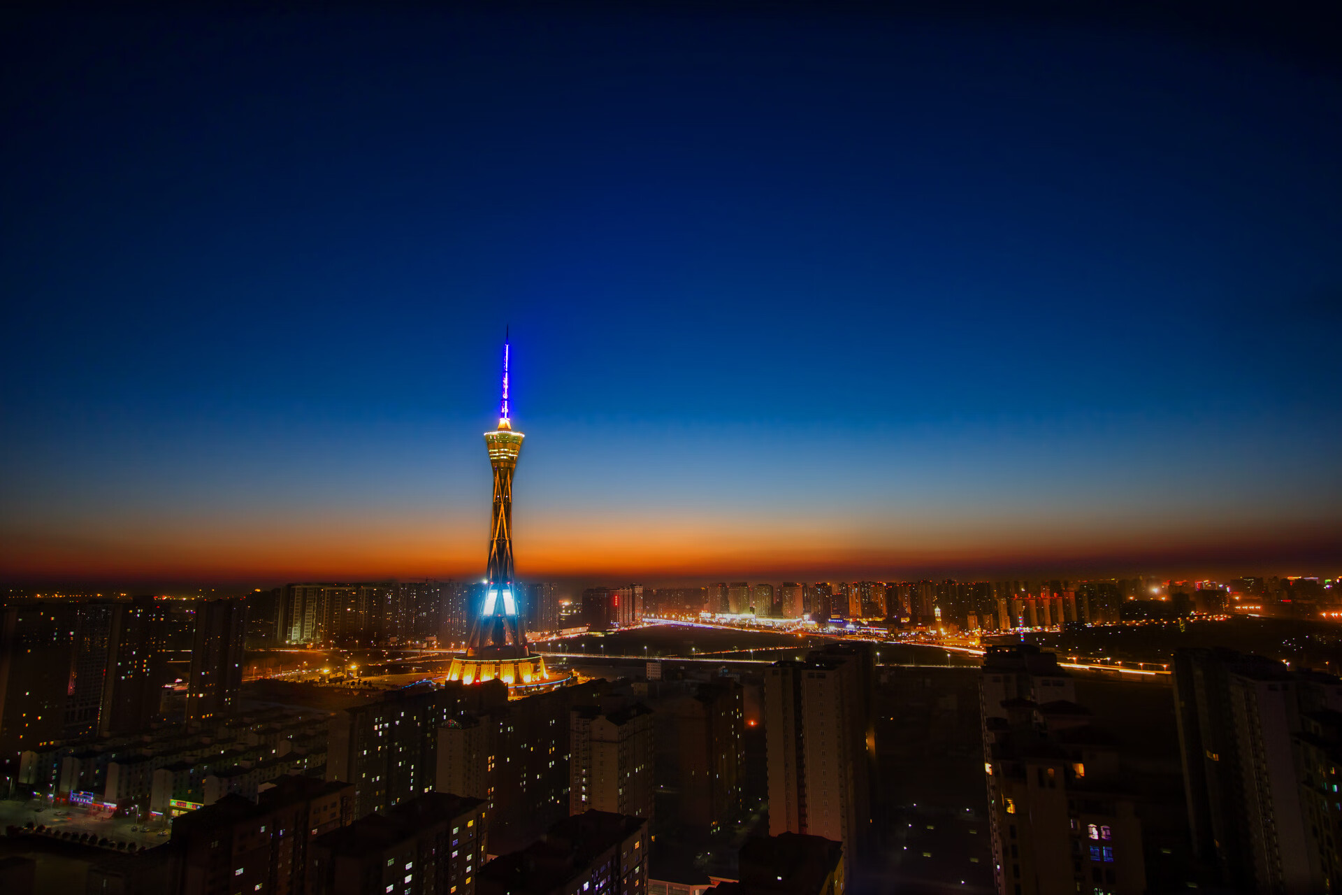 乐鱼官网-五大联赛赛季最后五轮是否最能体现战术韧性，五大联赛最后一轮