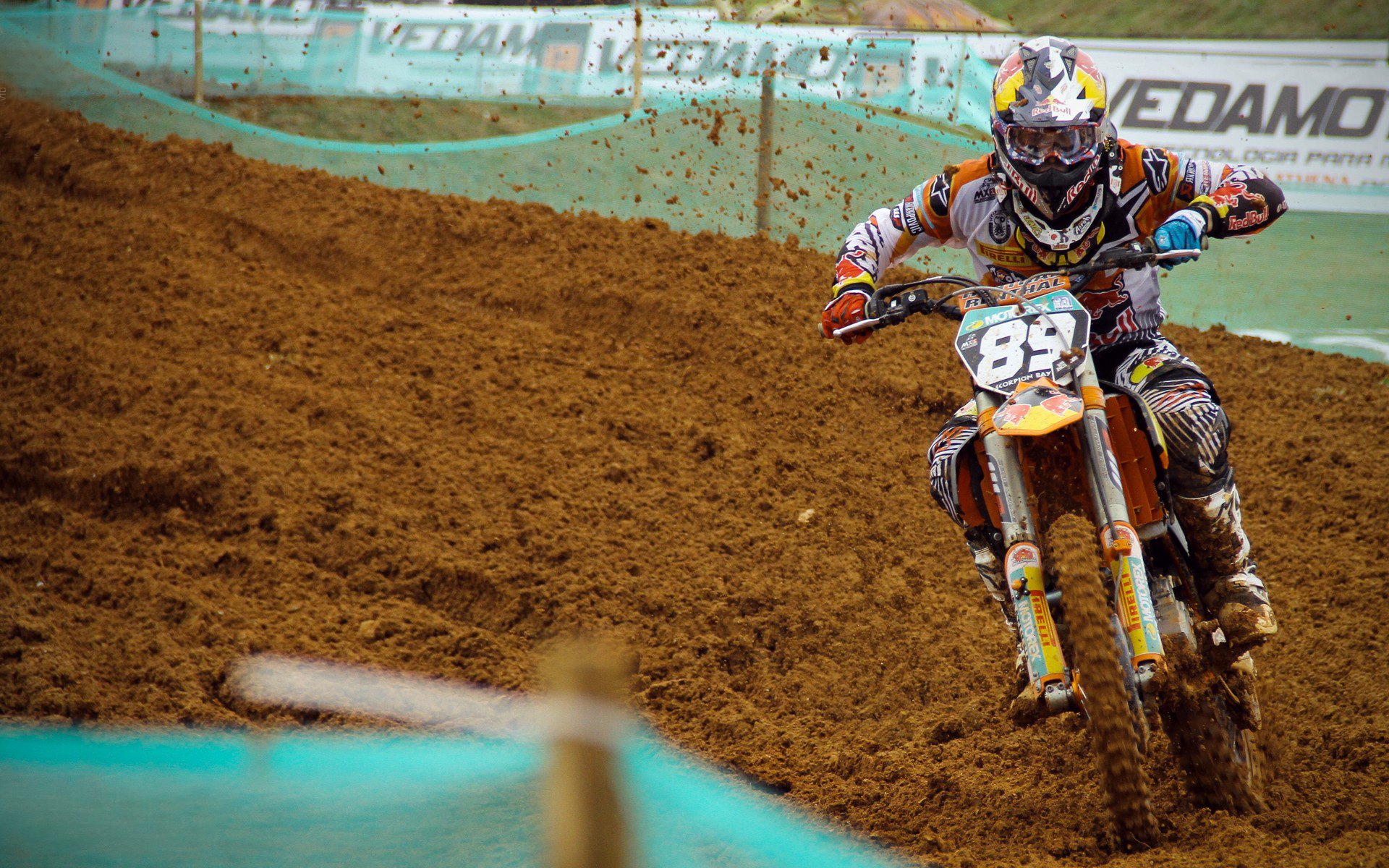 欧冠八强：本菲卡主场被国米连打反击 葡萄牙媒体怒斥战术保守